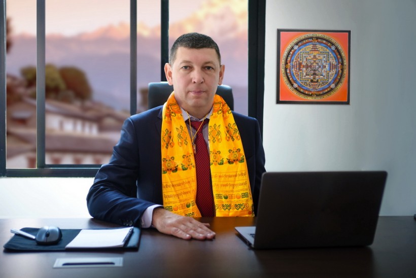 Методики доктора Сурикова в монастырях Непала, поющие чаши Healingbowl®, 2017 - 2025) - изображение 5