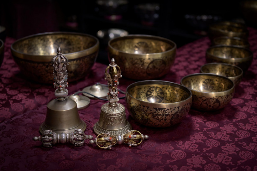 Серия медитаций с коллекционными наборами поющих чаш Healingbowl® - изображение 4