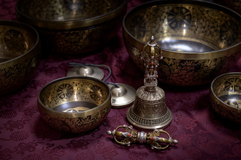 Серия медитаций с коллекционными наборами поющих чаш Healingbowl® - изображение 5